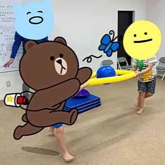 タオルで風船運び競走!